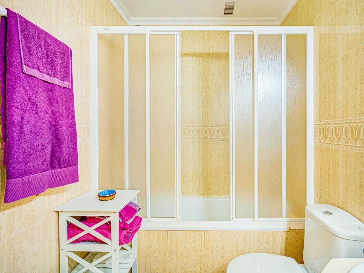 Belvilla By Oyo Lovely Bungalow With Swimming Pool Οριουέλα Δωμάτιο φωτογραφία